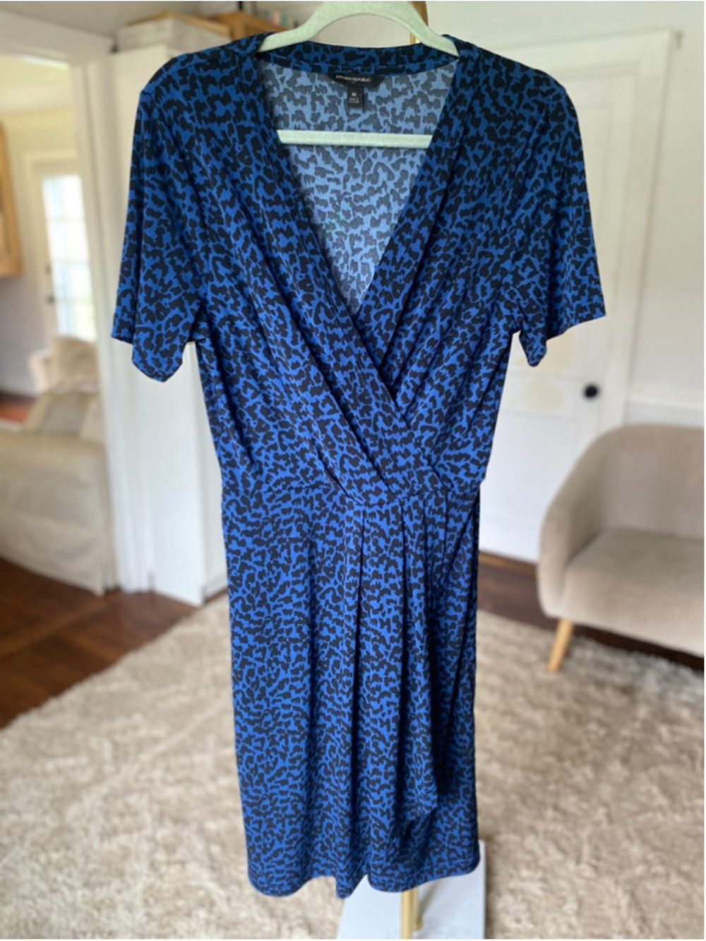 Banana Republic Leopard Wrap Dress Quiet Luxury Parisian Scandi Office Classic M - Picture 2 of 6